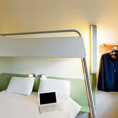 Ibis Budget *